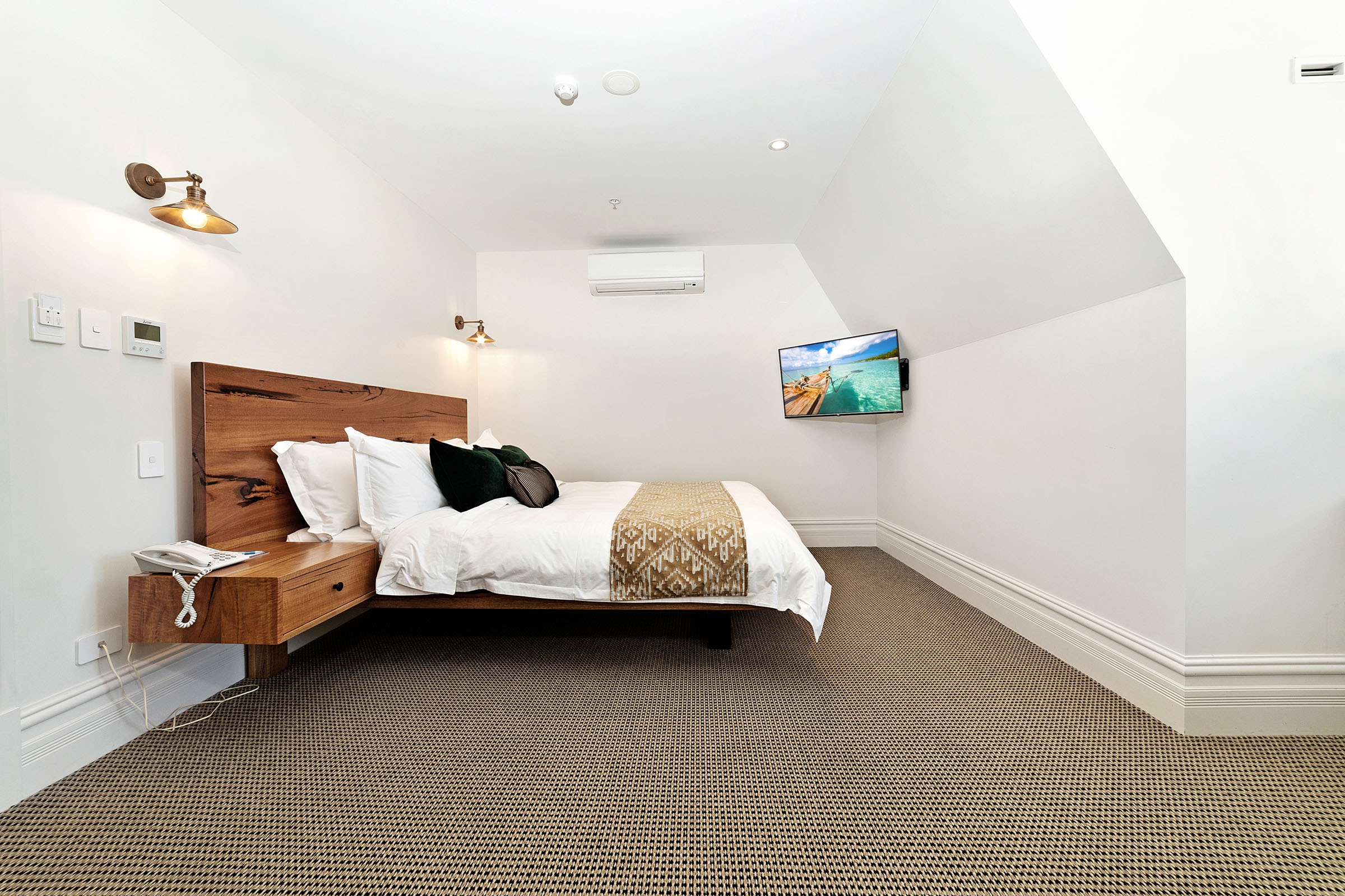 National_Hotel_27